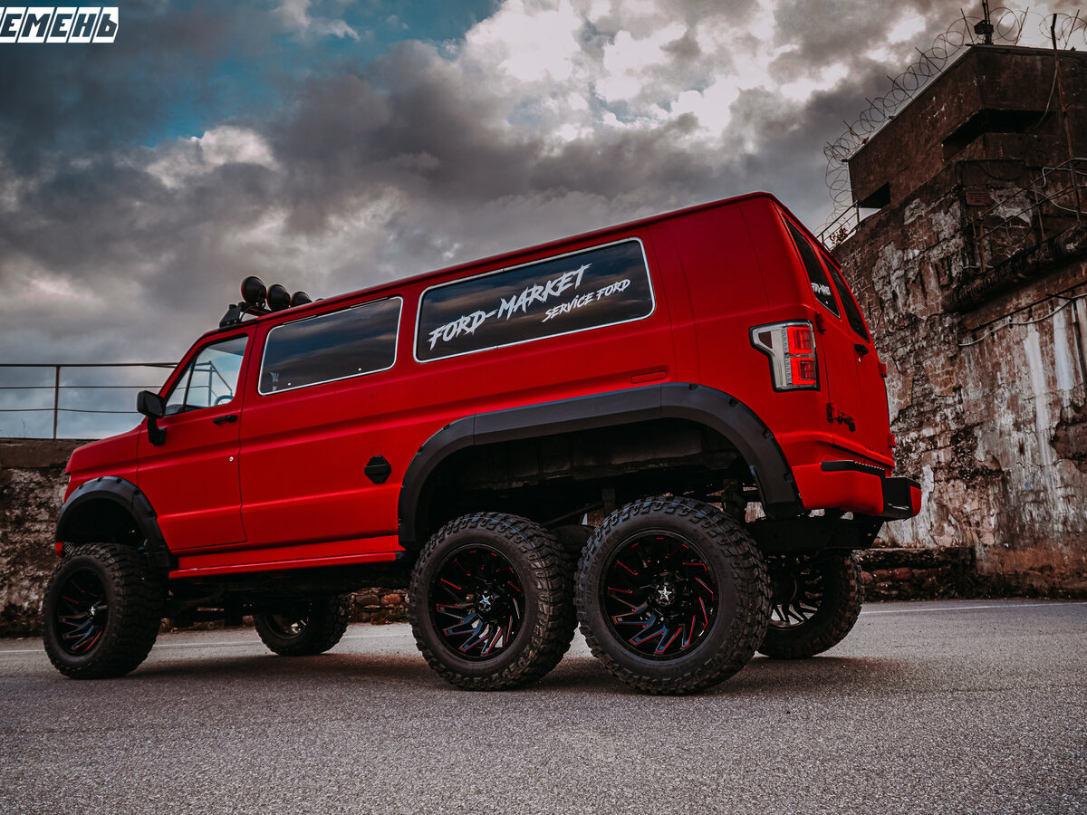 Ford Econoline 6x6