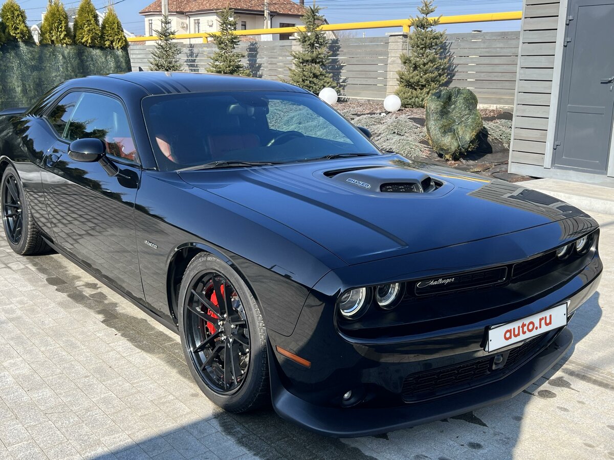 Купить б/у Dodge Challenger III Рестайлинг 2 R__T 5.7 AT (380 л.с ...