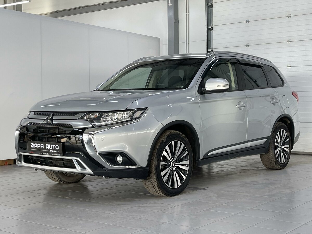 Купить б/у Mitsubishi Outlander III Рестайлинг 3 2.0 CVT (146 л.с.) 4WD ...