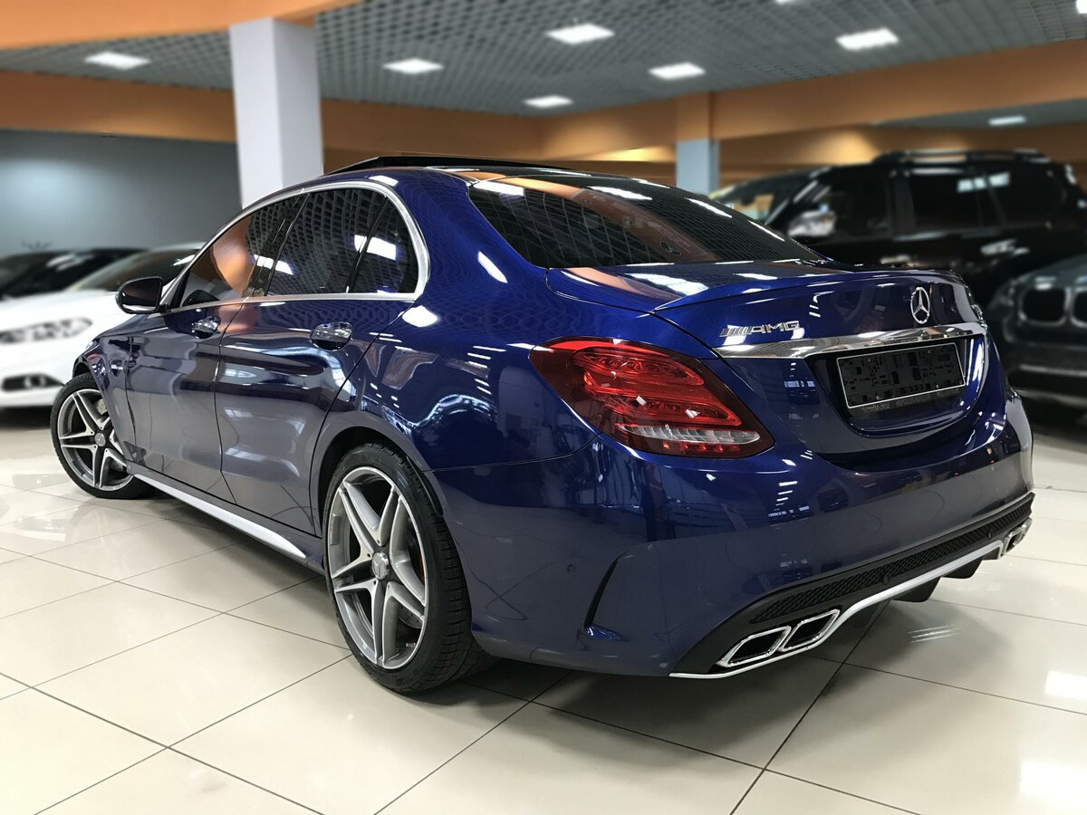 Mercedes c205 Blue