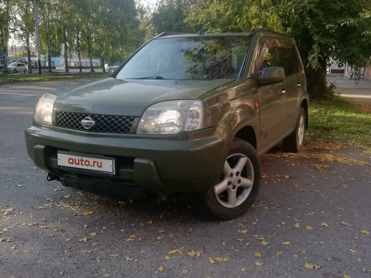 Nissan зелёный внедорожник
