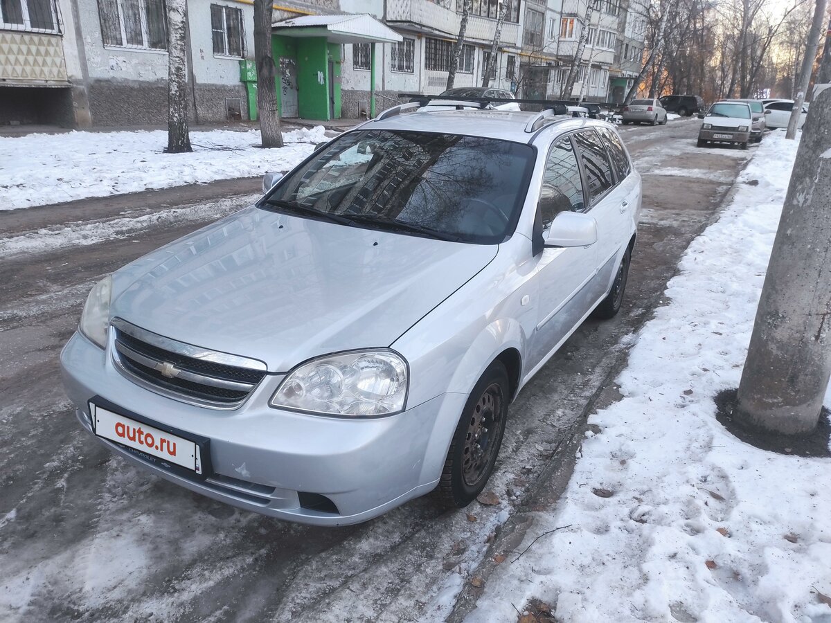 Chevrolet Lacetti 2010 универсал
