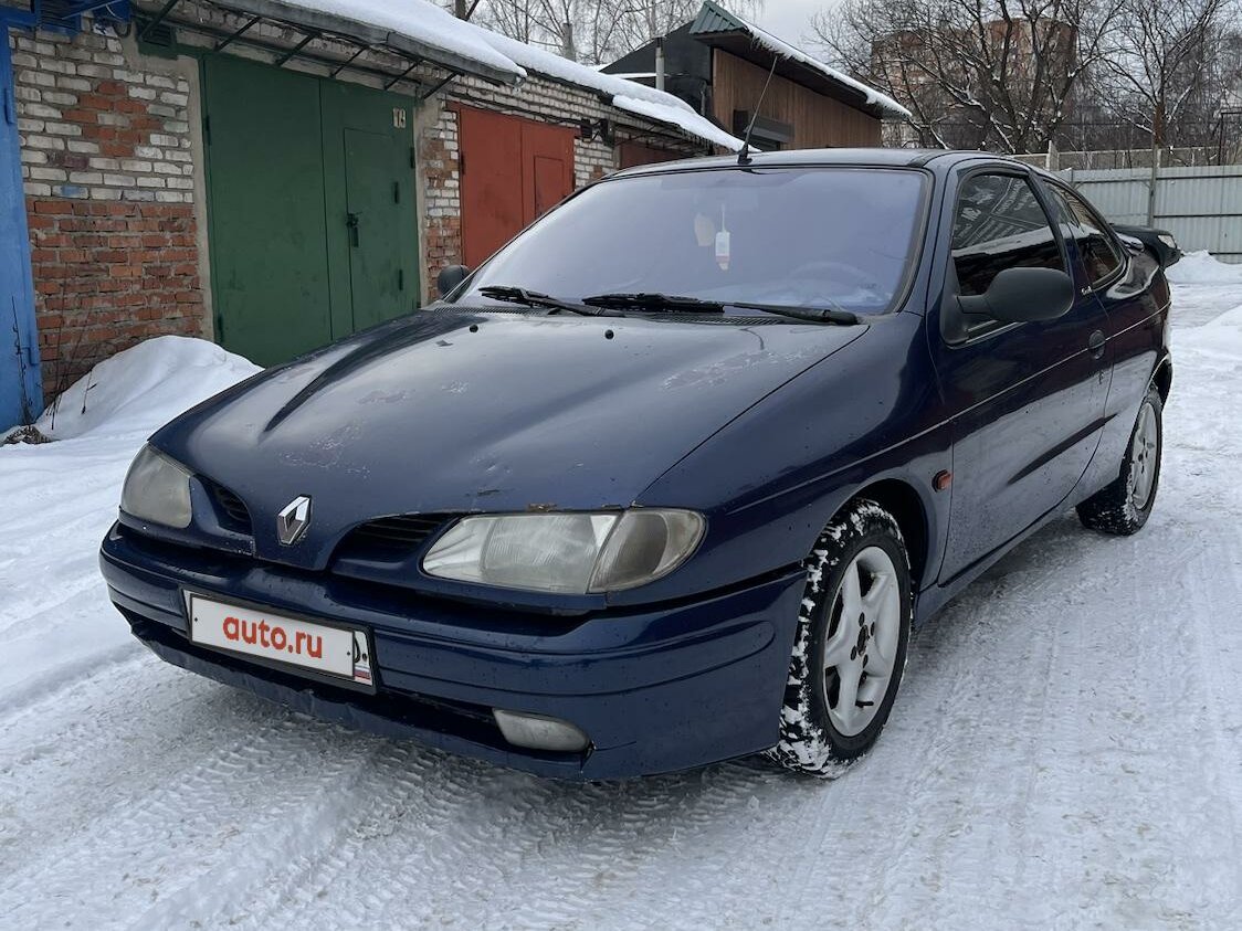 Купить б/у Renault Megane I 1.6 MT (90 л.с.) бензин механика в ...