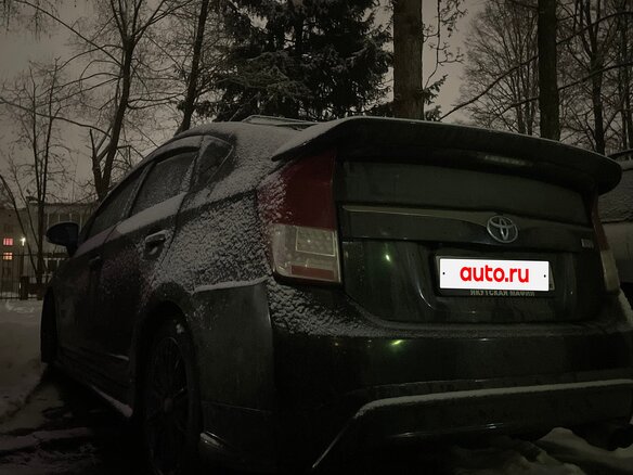2010 Toyota Prius III (XW30), чёрный, 1010000 рублей - вид 3