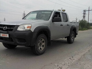 2011 Mazda BT-50 I Рестайлинг, серебристый, 700000 рублей, вид 1