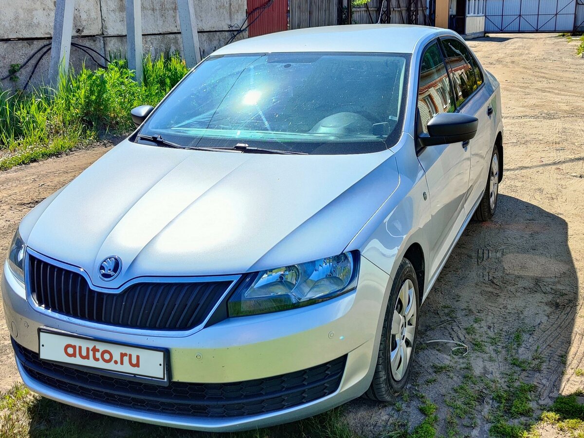Купить б/у Skoda Rapid I Рестайлинг 1.6 AT (110 л.с.) бензин автомат в ...
