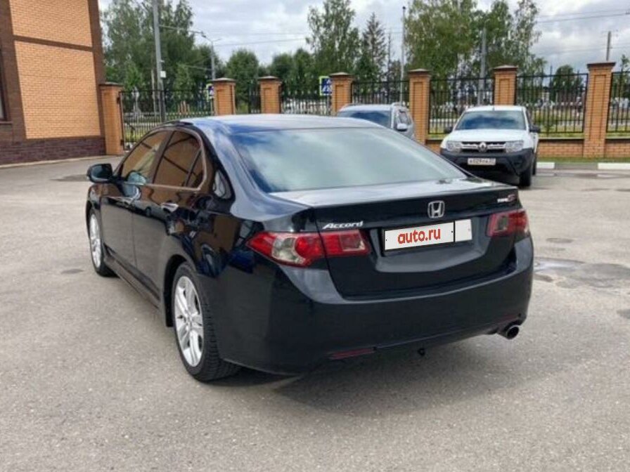 Хонда Аккорд 2008 черная