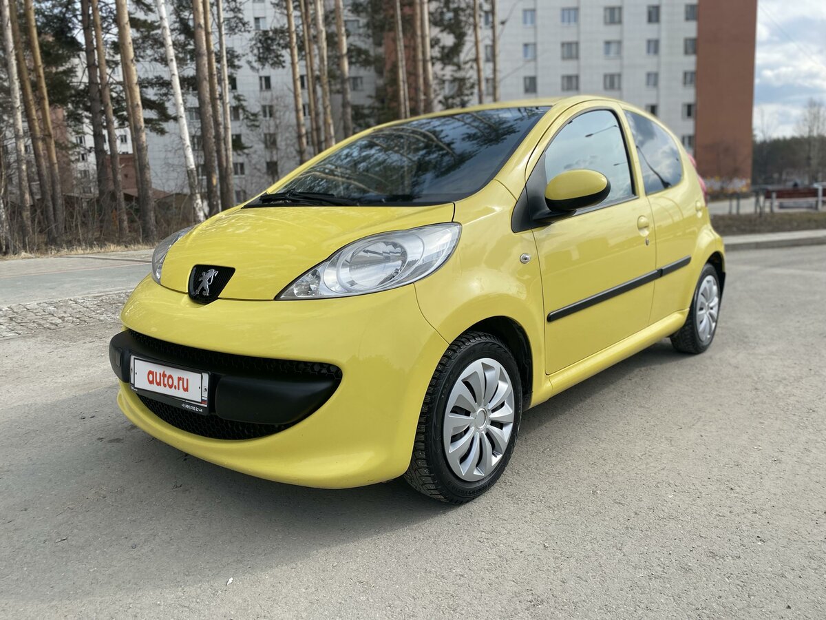 Купить б/у Peugeot 107 I 1.0 AMT (68 л.с.) бензин робот в Екатеринбурге ...