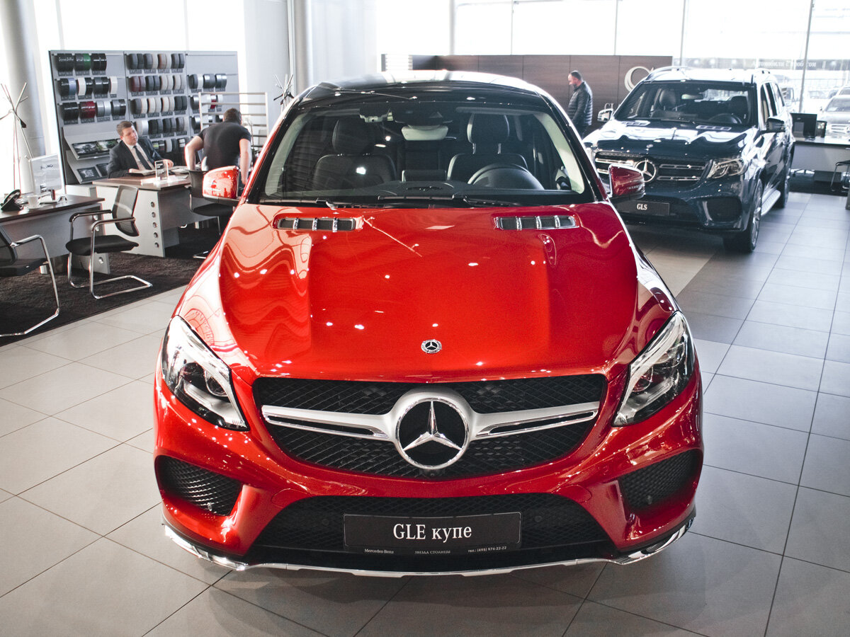 Mercedes Benz c292 GLE красный