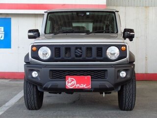 2020 Suzuki Jimny IV, серебристый, 1630000 рублей, вид 1