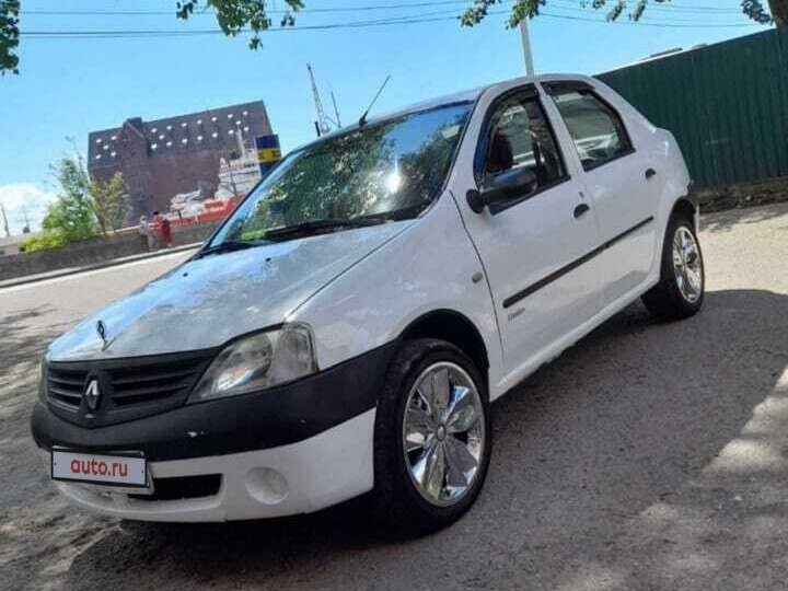 Купить б/у Renault Logan I 1.4 MT (75 л.с.) бензин механика в ...