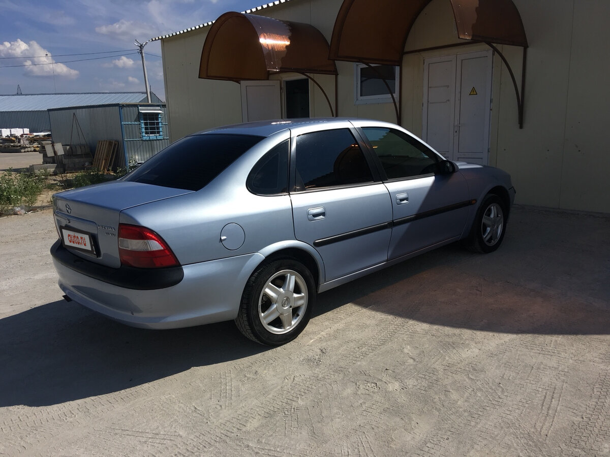Opel седан фуруши 1997