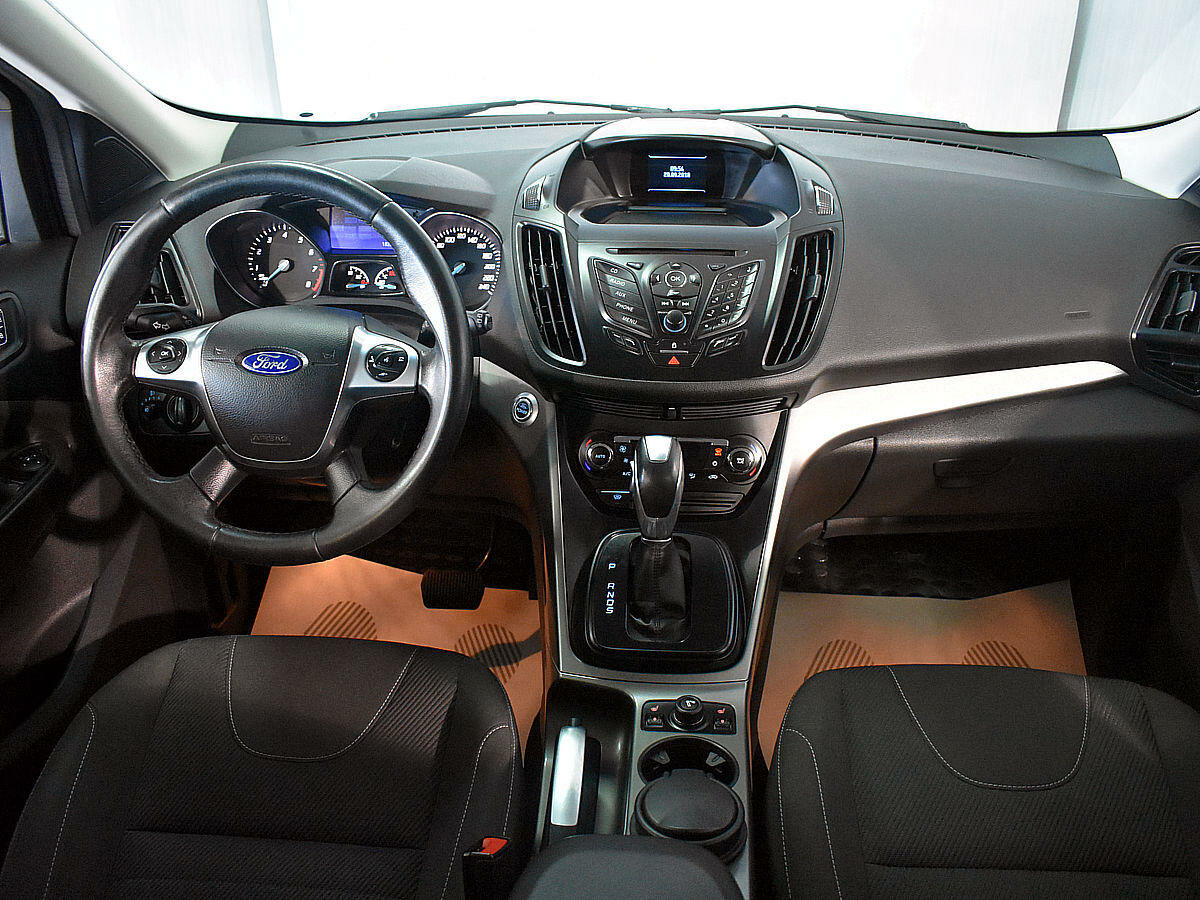Форд Куга Салон фото 14
