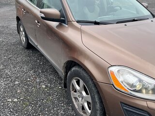 2011 Volvo XC60 I, золотистый, 950000 рублей, вид 2