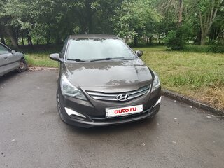 2015 Hyundai Solaris I Рестайлинг, коричневый, 870000 рублей, вид 1