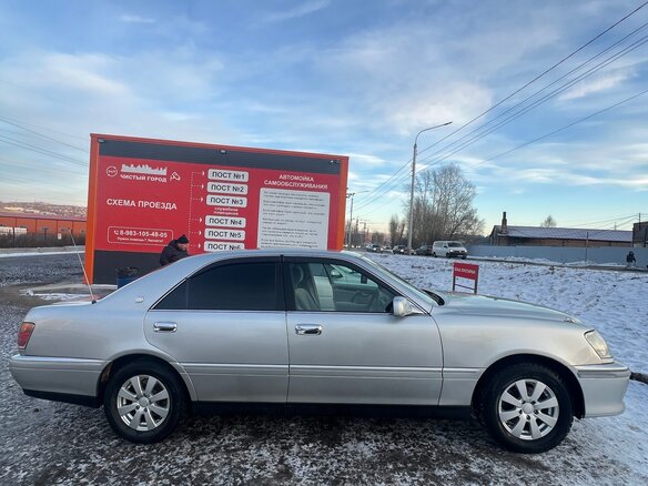 1999 Toyota Crown XI (S170), серый, 800000 рублей - вид 2