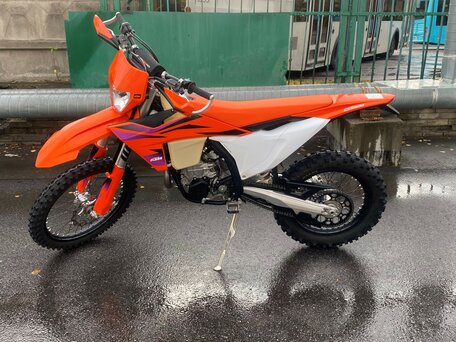 KTM 500 EXC F 830 000 KTM 500 EXC F