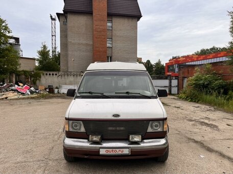 Фотографии Ford Econoline 2024: салон, тюнинг