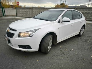 2012 Chevrolet Cruze I, белый, 750000 рублей, вид 1