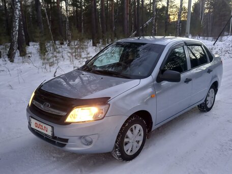 Нейлондармен айналысты