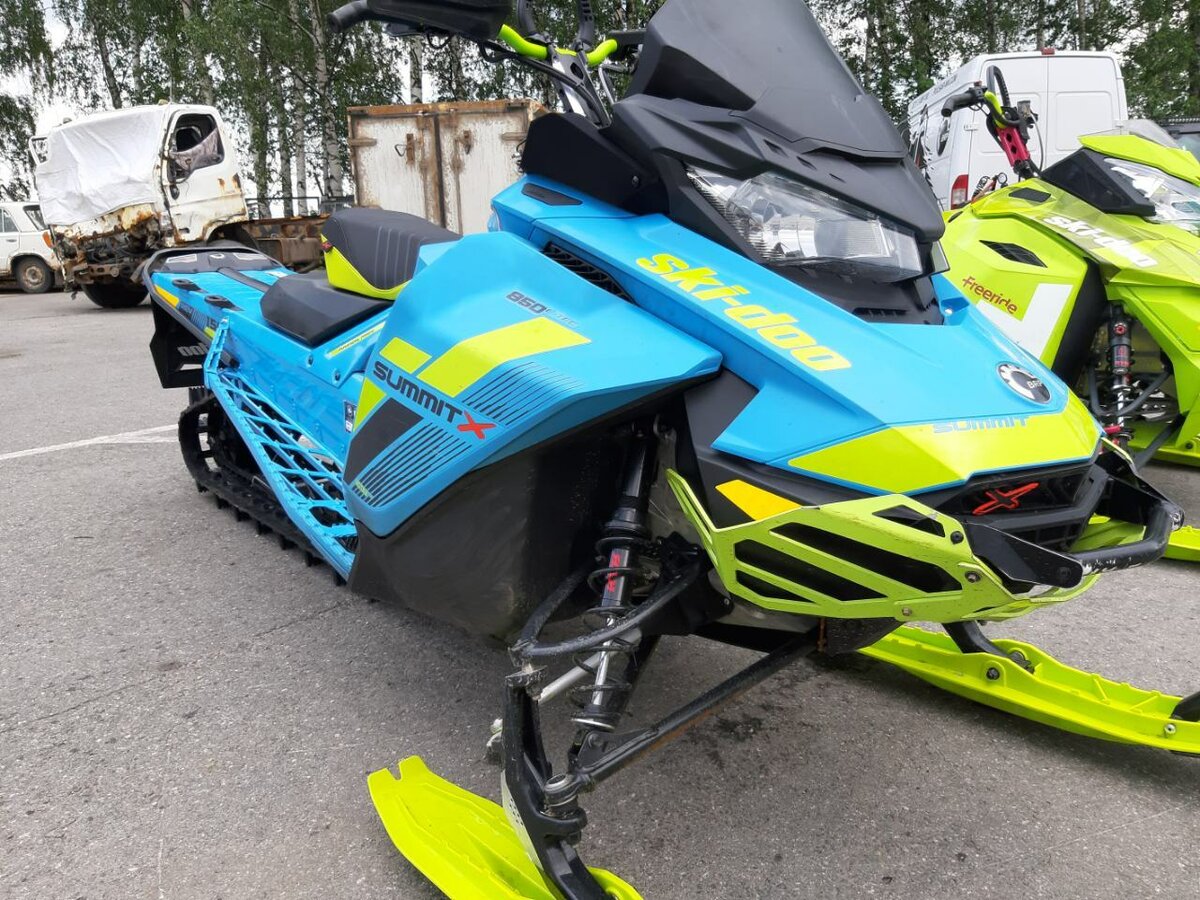 Summit 850