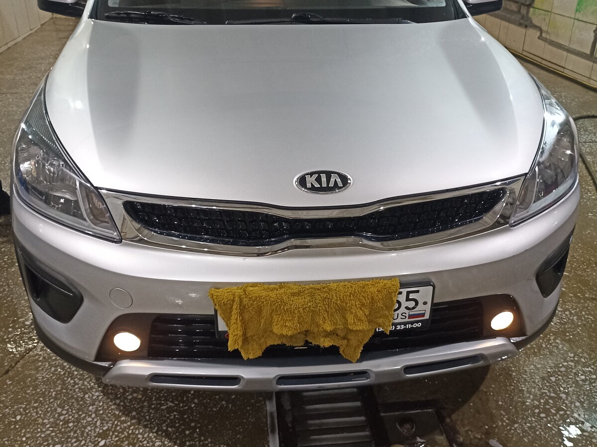 Купить б/у Kia Rio IV X-Line 1.6 AT (123 л.с.) бензин автомат в Омске ...