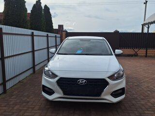 2019 Hyundai Solaris II, белый, 1500000 рублей, вид 1