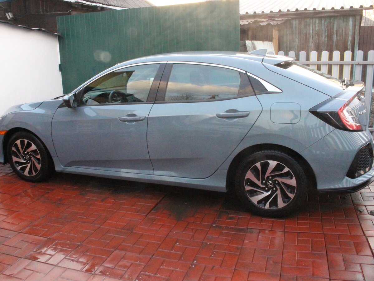 Honda Civic x серый
