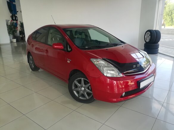 2009 Toyota Prius II Рестайлинг (XW20), красный, 850000 рублей - вид 2
