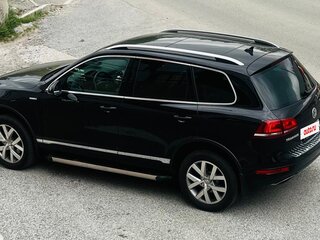 2014 Volkswagen Touareg II, чёрный, 2850000 рублей, вид 1