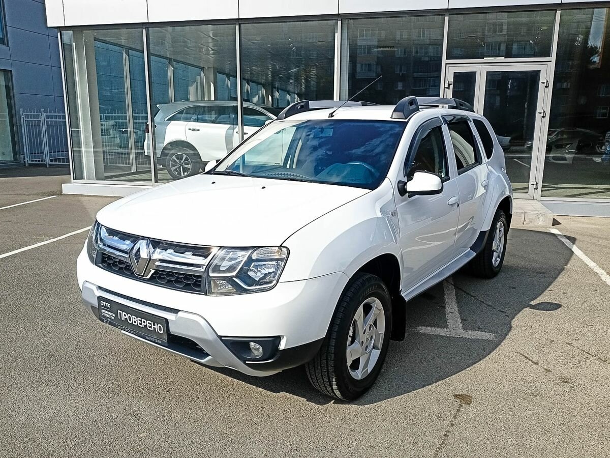 Купить б/у Renault Duster I Рестайлинг 1.6 MT (114 л.с.) 4WD бензин ...