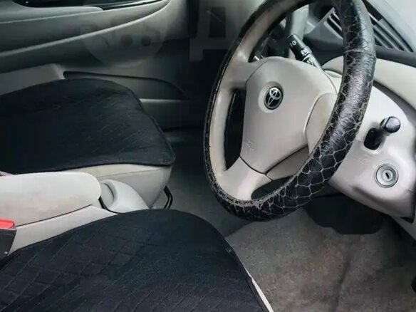 2002 Toyota Prius I Рестайлинг (XW10), серебристый, 360000 рублей - вид 5