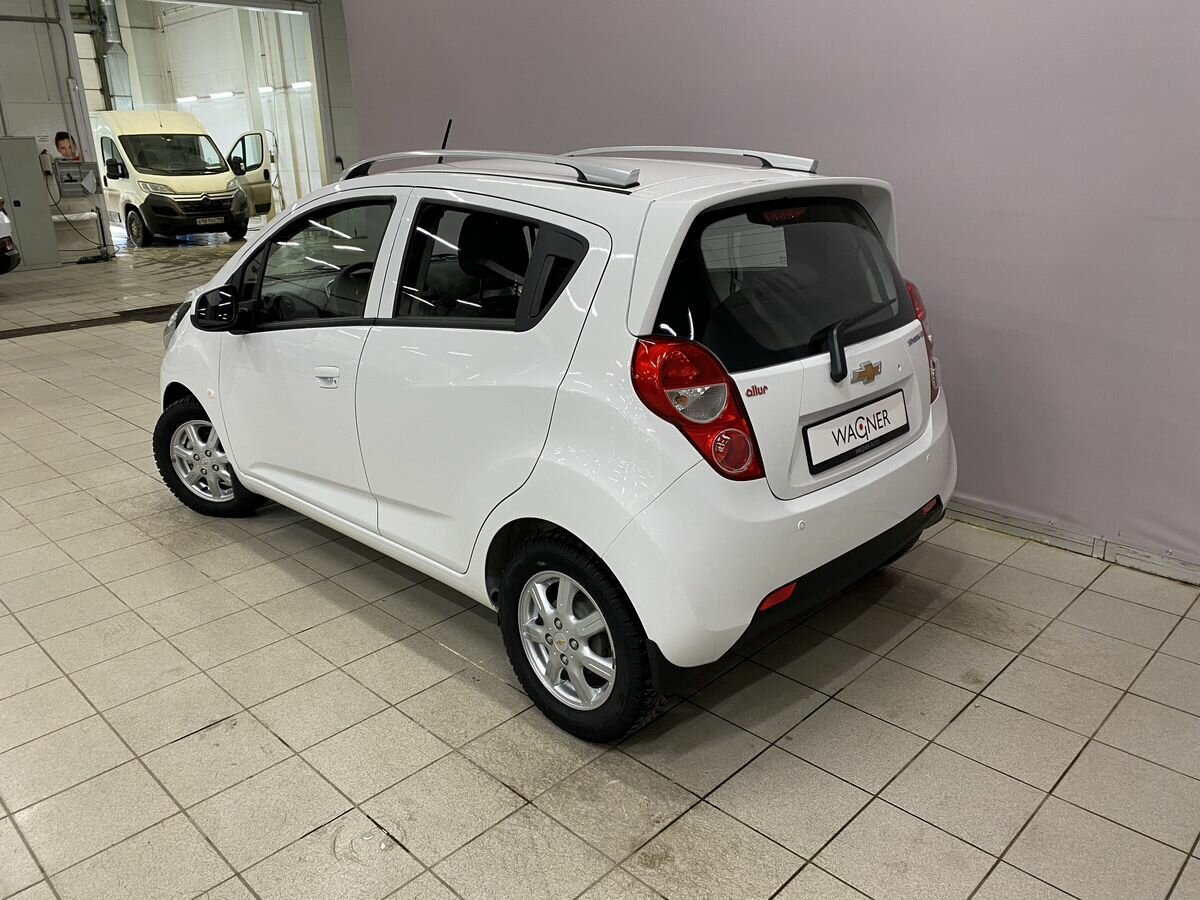 Chevrolet Spark m300 Beat