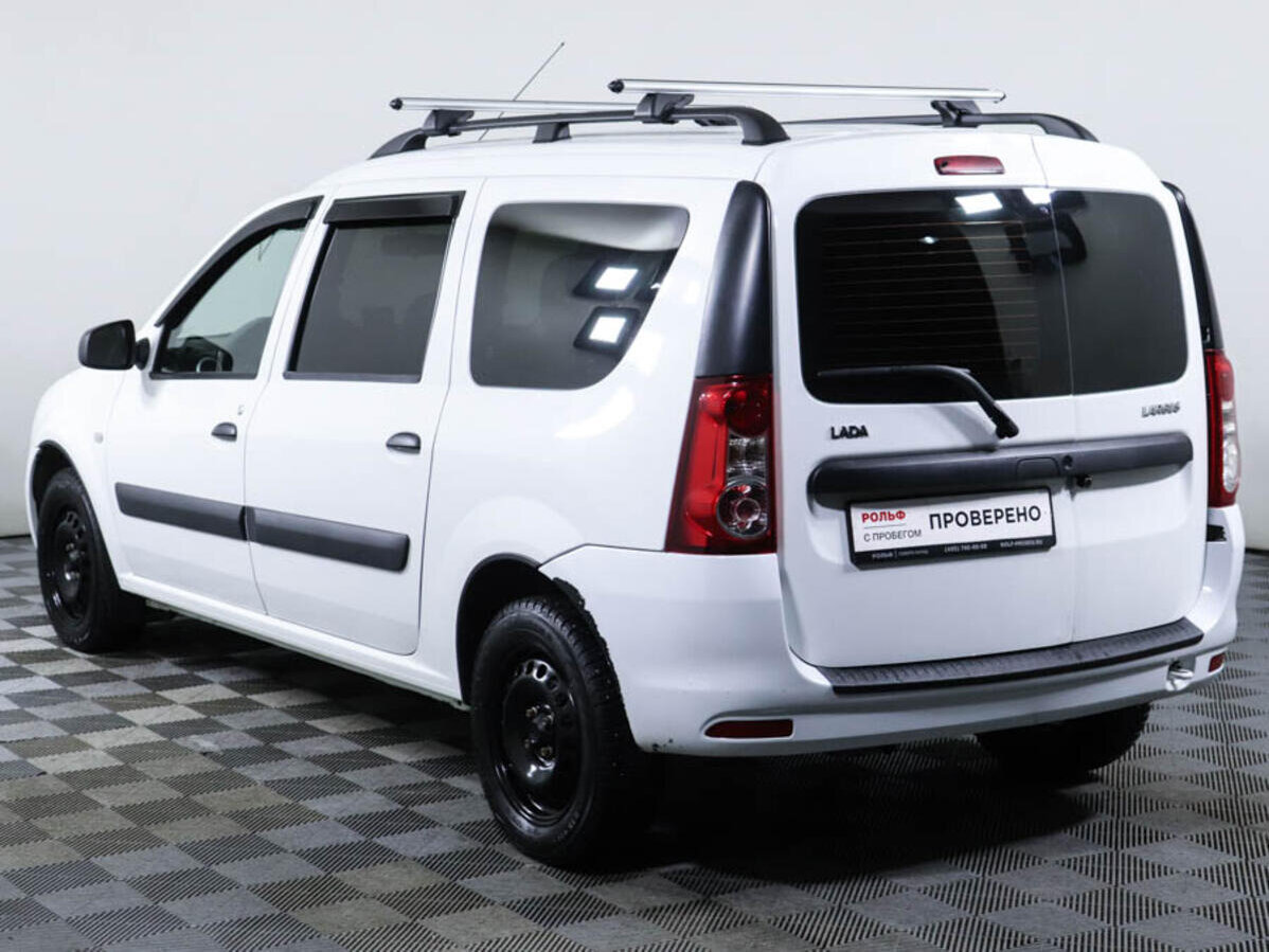 Купить б/у Lada (ВАЗ) Largus I Cross 1.6 MT (105 л.с.) бензин механика в Москве: