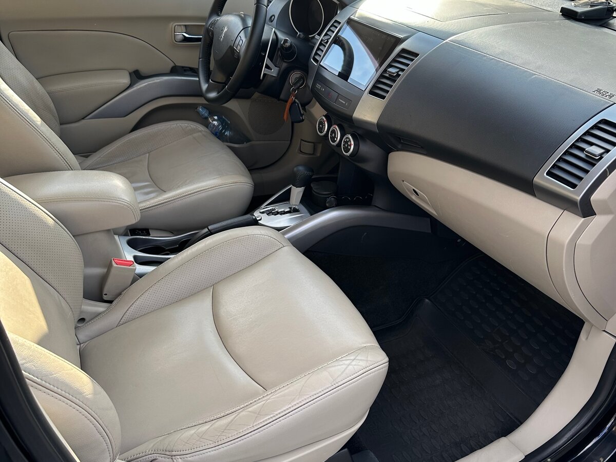 Купить б/у Peugeot 4007 2007-2012 2.4 CVT (170 л.с.) 4WD бензин ...