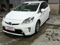 2012 Toyota Prius III Рестайлинг (XW30), белый, 1400000 рублей