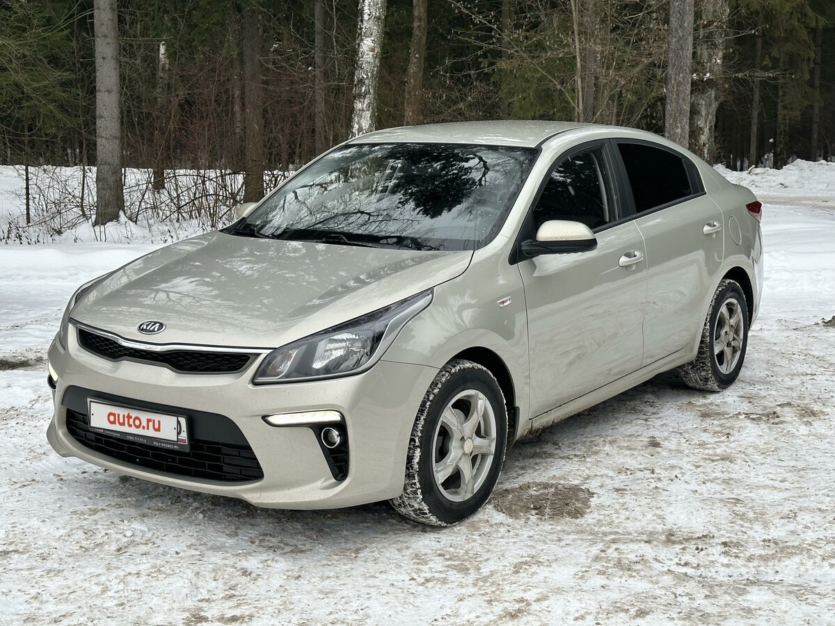 Купить б/у Kia Rio IV 1.6 AT (123 л.с.) бензин автомат в Мытищах: серый ...