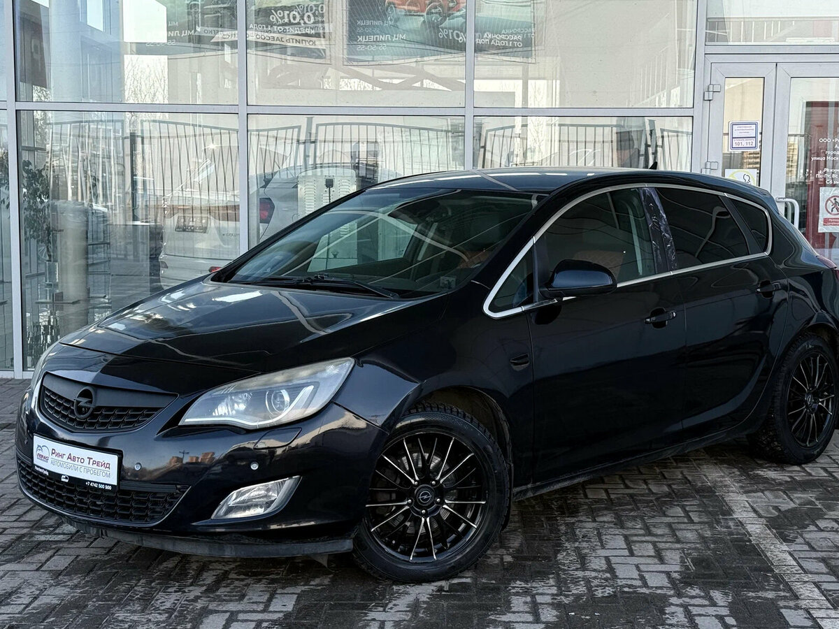 Opel Astra J