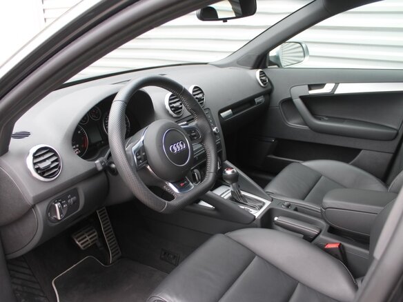 2012 Audi RS 3 I (8P), серый - вид 14