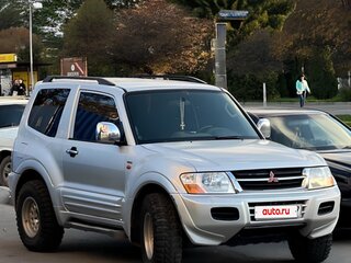 1999 Mitsubishi Pajero II Рестайлинг, серебристый, 550000 рублей, вид 1