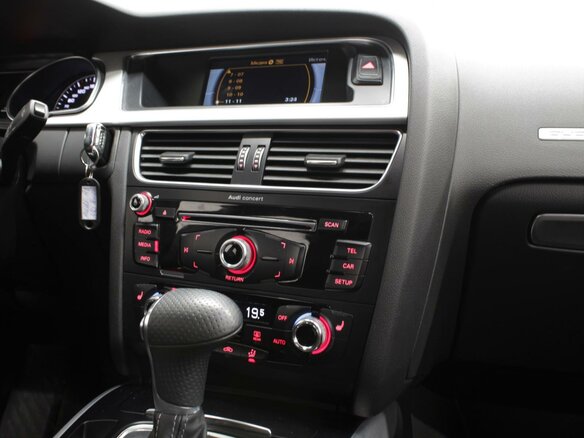 2015 Audi A5 I (8T) Рестайлинг, белый - вид 9