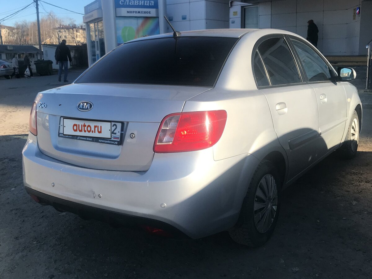 Купить б/у Kia Rio II Рестайлинг 1.4 AT (95 л.с.) бензин автомат в ...