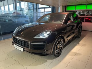 2019 Porsche Cayenne III, коричневый, 8200000 рублей, вид 3
