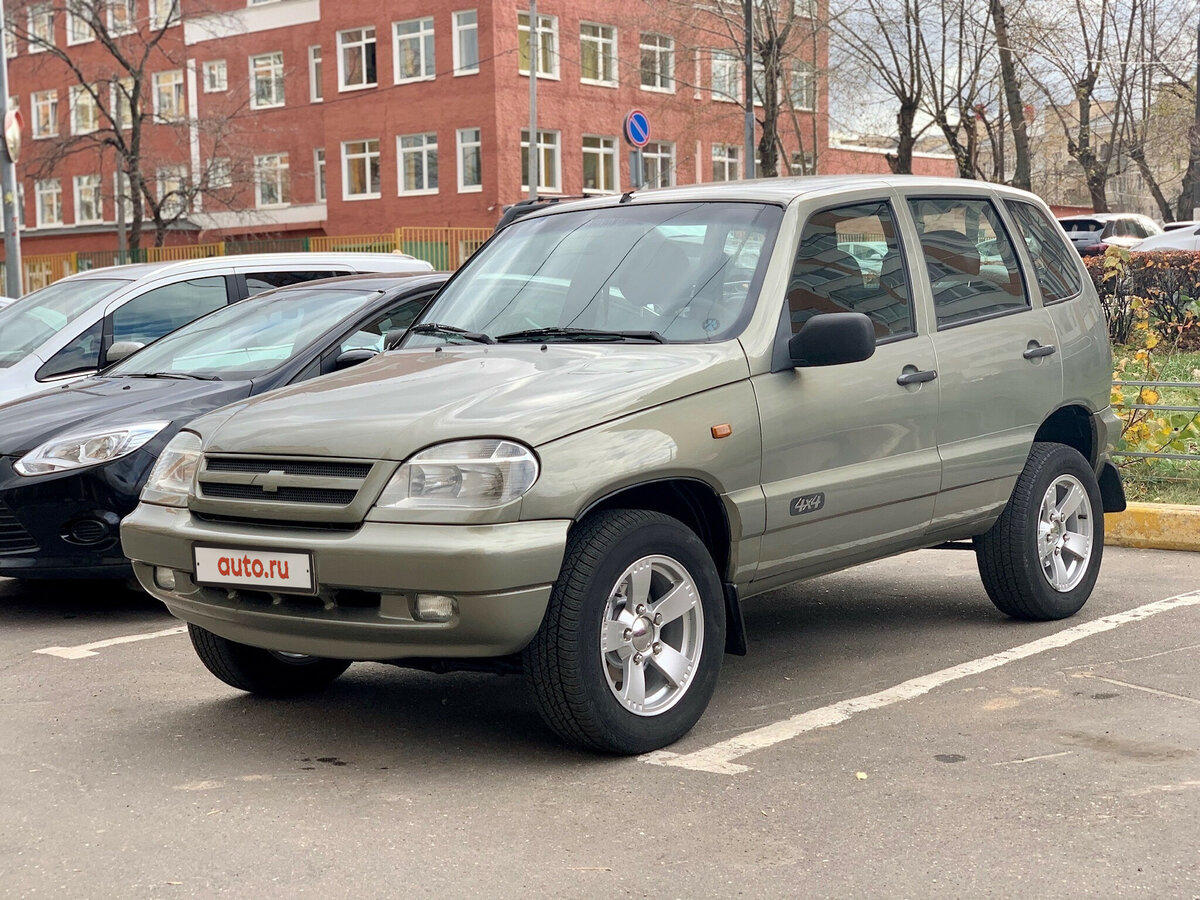 Лада Нива Шевроле 2002