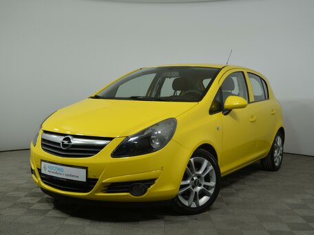 Купить Опель Корса 3-дв. цена у официального дилера Opel Corsa 3d в Москве, комплектации воздухозаборников, элегантными постаментами для