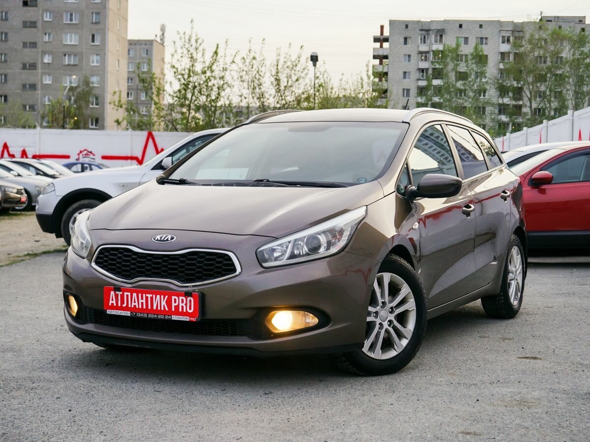Купить б/у Kia Ceed II 1.6 AT (129 л.с.) бензин автомат в Екатеринбурге ...
