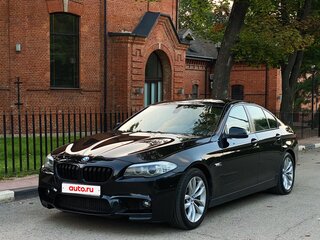 2011 BMW 5 серии 528i VI (F10/F11/F07), чёрный, 1650000 рублей, вид 1
