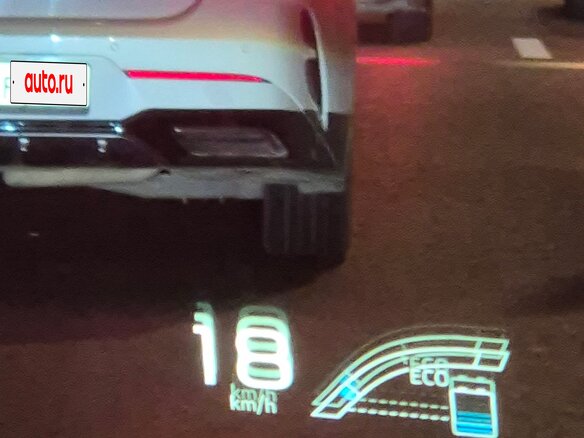 2016 Toyota Prius IV (XW50), красный, 1800000 рублей - вид 2