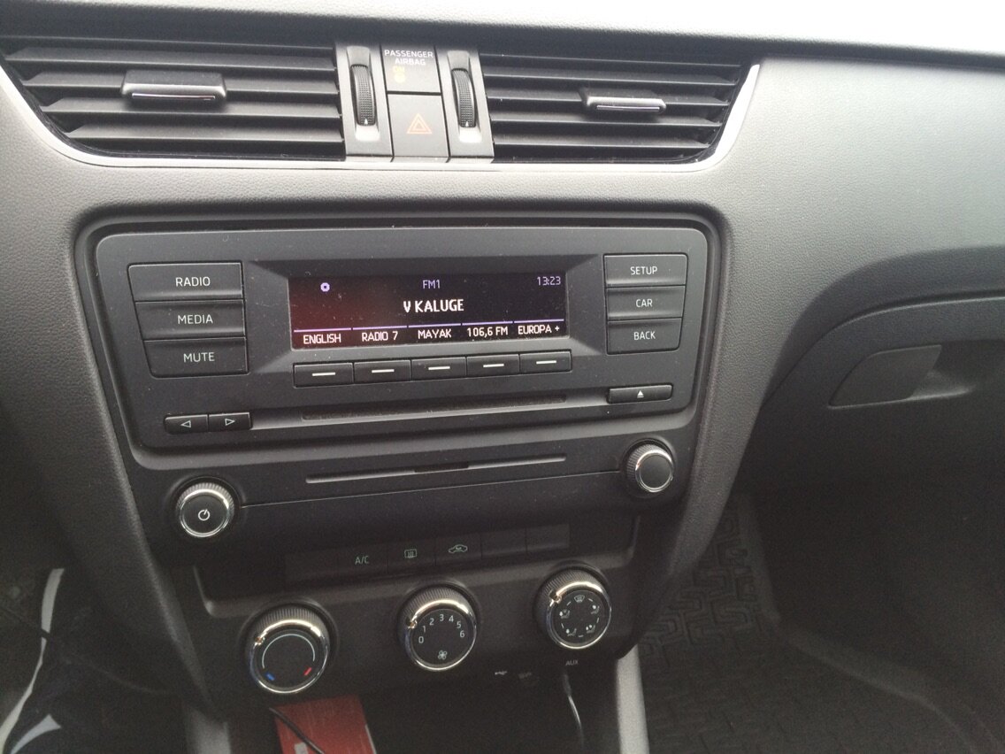 Не включается магнитола на шкода октавия а7 - 94 фото