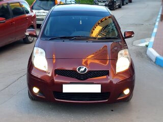 2010 Toyota Vitz II (XP90), пурпурный, 700000 рублей, вид 3